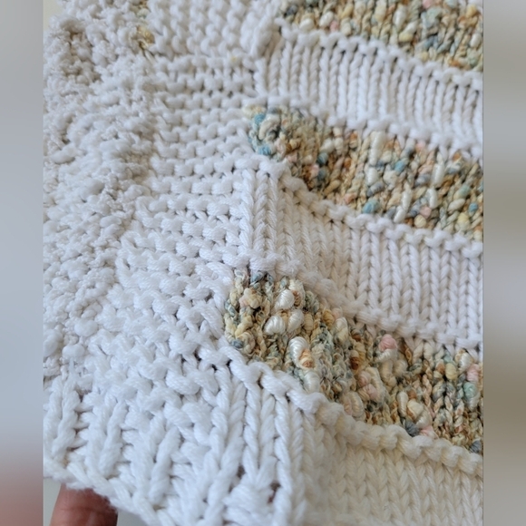 Vntg Jennifer Reed Hand Knit Sweater Top Size Medium White - Picture 3 of 8